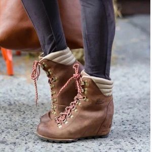 Sorel Conquest Wedge Boot | size 9